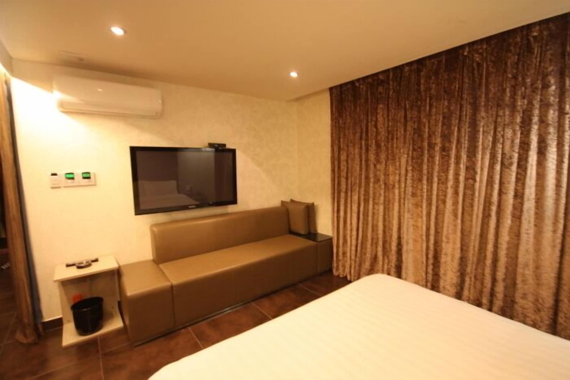 The California Hotel Seoul Seocho Экстерьер фото
