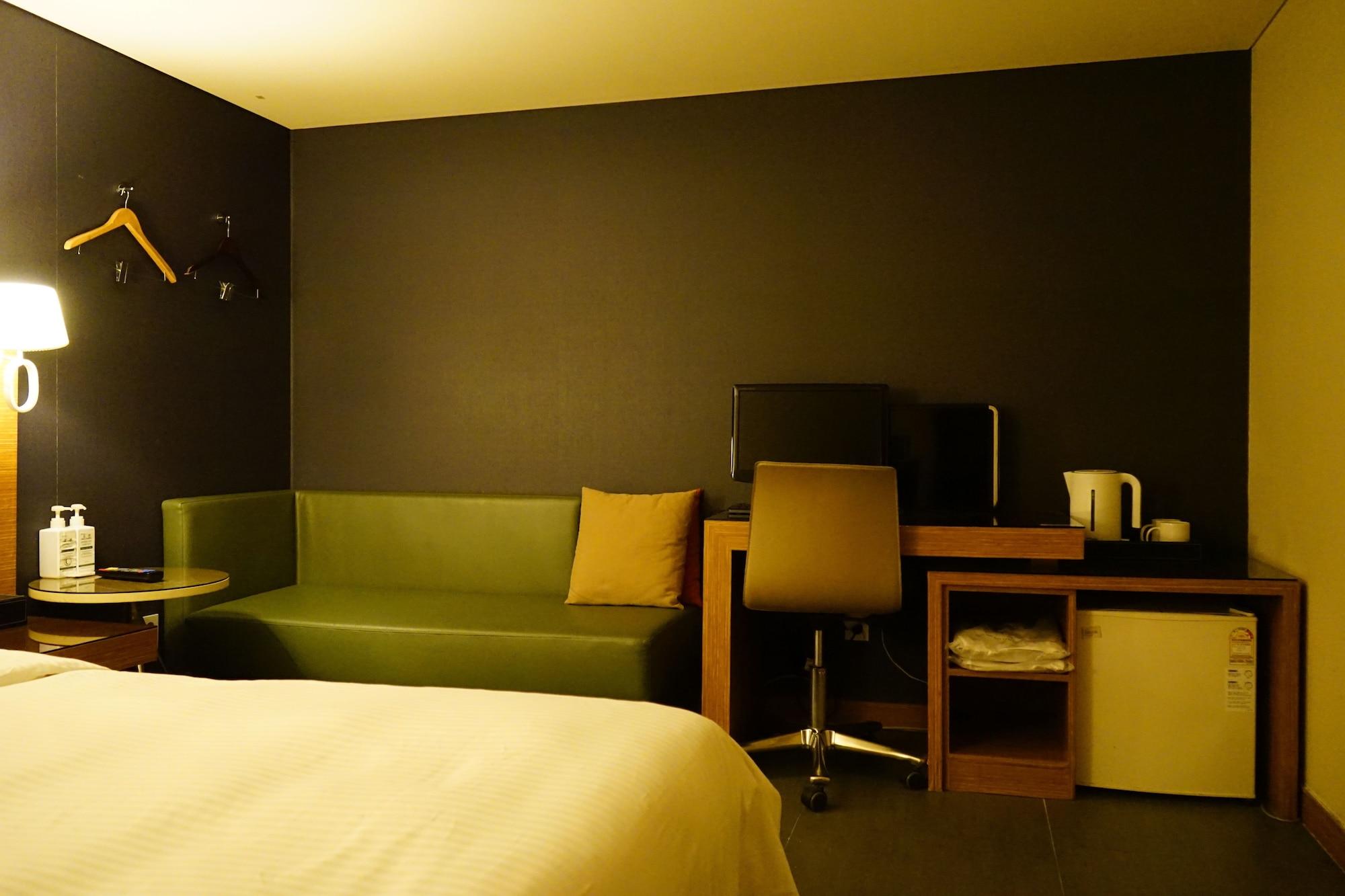The California Hotel Seoul Seocho Экстерьер фото