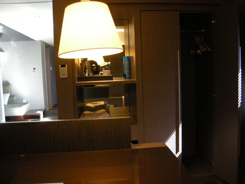 The California Hotel Seoul Seocho Экстерьер фото