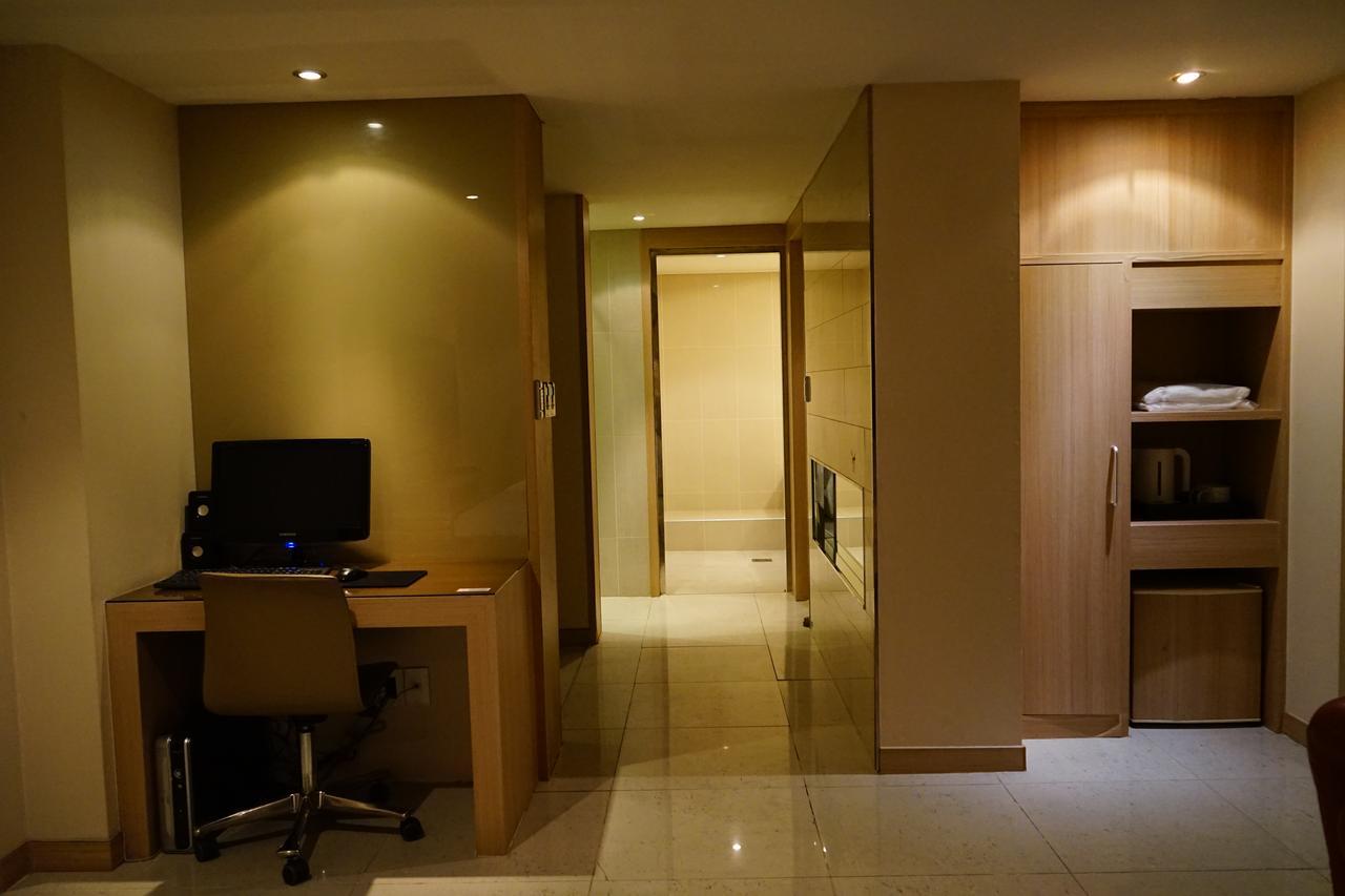 The California Hotel Seoul Seocho Экстерьер фото